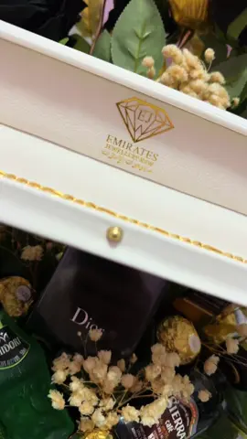 #مجوهرات_الامارات #بوكسات_هدايا #اعياد_ميلاد #🤩 #Dior 