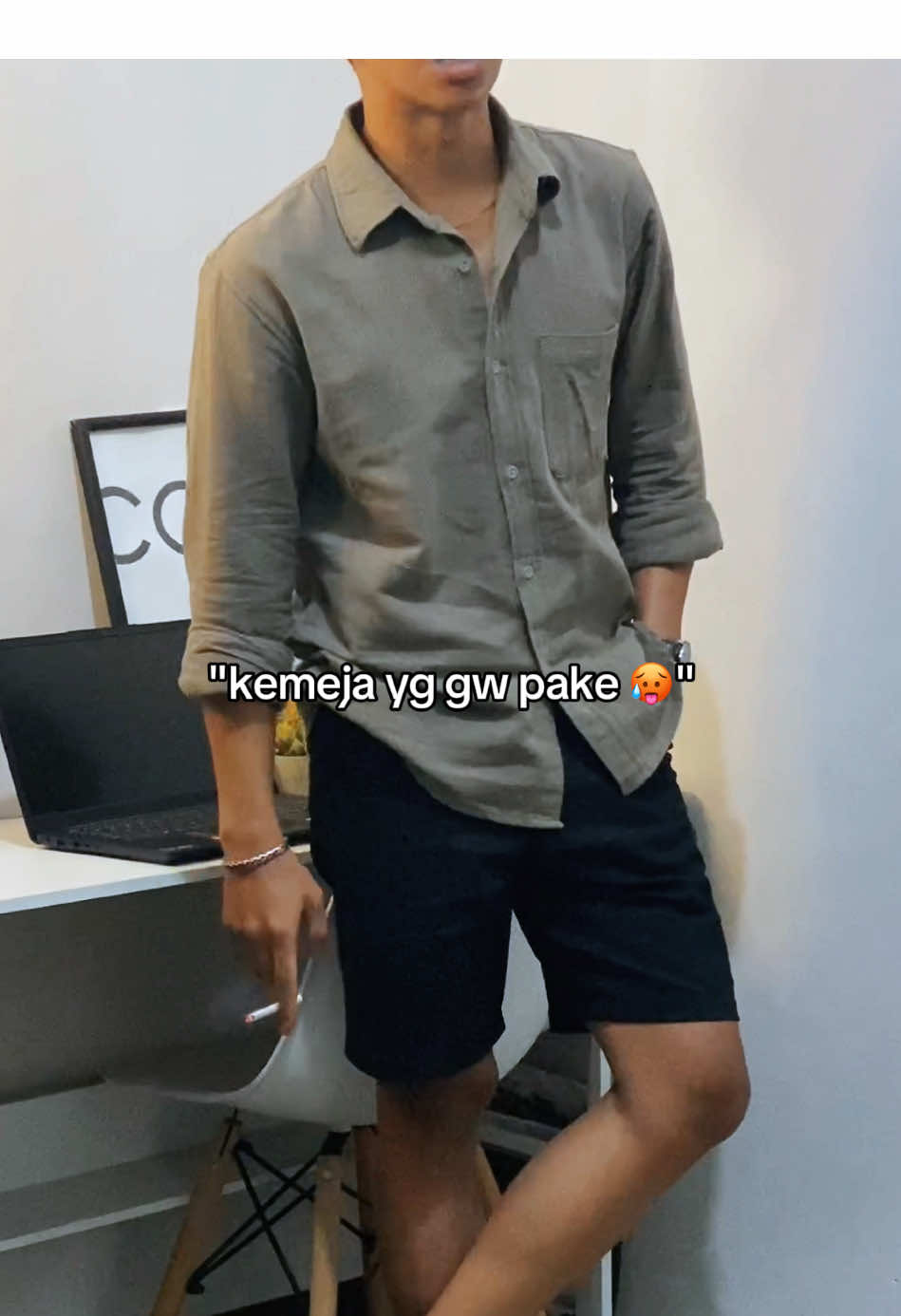 bapak-bapak jg butuh gaya neng 😬👌🏻 #kemejalinen #kemejacowok #outfitideas #outfitcasual #outfitinspo 