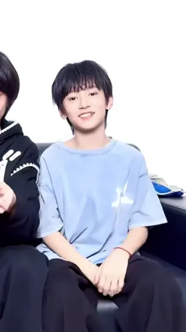 ini anak makin gede makin ganteng tapi ga rela liat dia jadi dewasa  #zhienhan  #zhienhan智恩涵  #tf家庭 #tffamily  #tffamily_4th_generation 