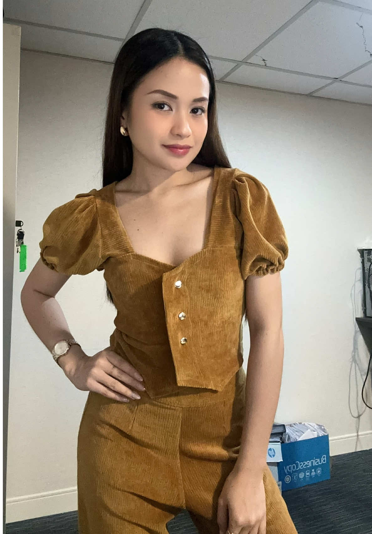 Rich tita outfit. 😍 #coords #coordination #coordsoutfit #richtitaoutfits #titafits #corduroy #fyp #fypage #foryou #fyppp #recommendation #tiktokfinds 