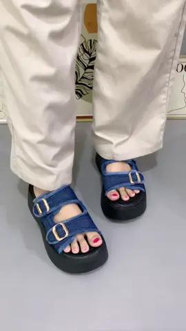 Co sebelum kehabisan‼️#needxuss #promoguncang1212 #fyppppppppppppppppppppppp #sandalkoreanstyle #outfitideas #sandalkekinian #racuntiktok #masukberanda #sandalelegan #belanjaditiktok #TikTokAwardsID #sandalcantik #fypシ゚viral #sandallebaran #sandalflat #sandalviral #sandalwanitakekinian #rekomendasisandal #WIBBELILOKAL #sandalootd 