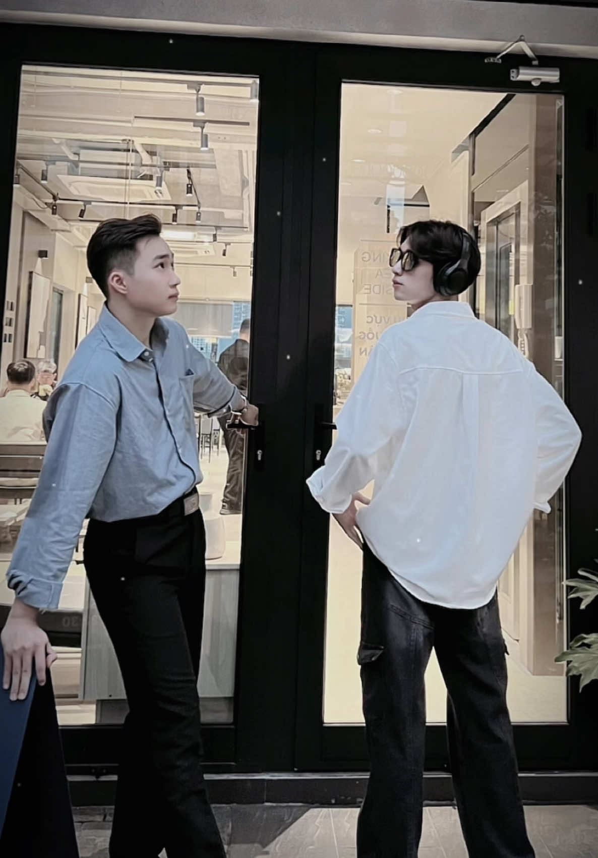 🎄MERRY CHRISTMAS từ INSIDE CLO 🎄 🎁 Món quà hoàn hảo cho chính bạn hoặc người thân yêu trong mùa Giáng Sinh này! #insideclo #insideoutfit #simplestyle #outfitoftheday #phoidonam #outfit #fashion #viral #outfitnam 