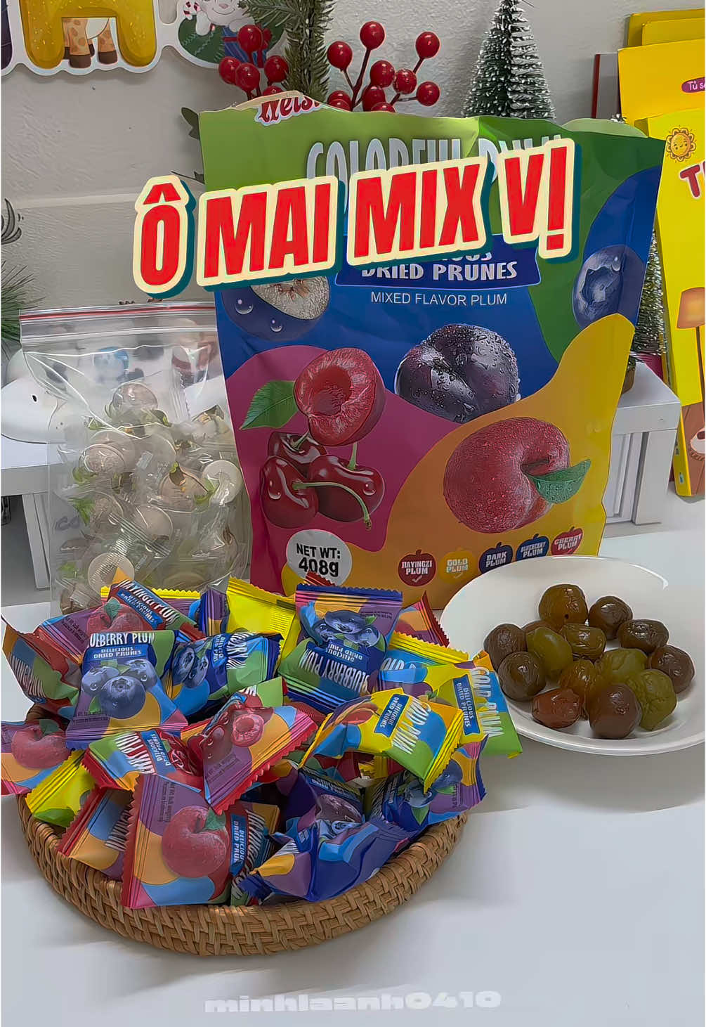 Túi ô mai 5 vị mà tìm được có 4 vị.. Đó là túi ô mai tui m.u.a hồi tết năm trước, năm nay tui tìm được Bếp của mẹ Onici có đủ 5 vị rồi nè, còn đc quà nữa nha #minhlaanh0410 #review #foodreview #doanvat #xuhuong #foodanddrink #xh #omaimixvi #omaimix5vi #colorfulplum #omaicolorfulplum #bepcuameonici 