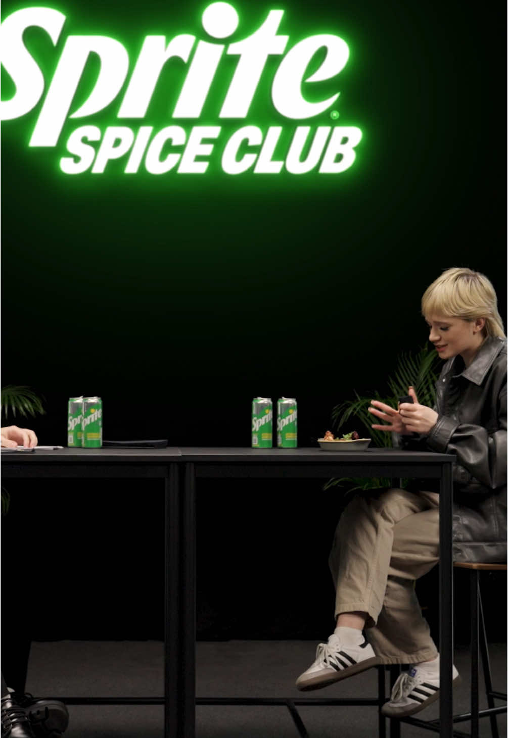 [Reklama] Ostre pytania i ostre jedzenie, ulubione połączenie, które nie jest mi straszne dzięki Sprite 💚#Sprite #HeatHappens @spritepolska