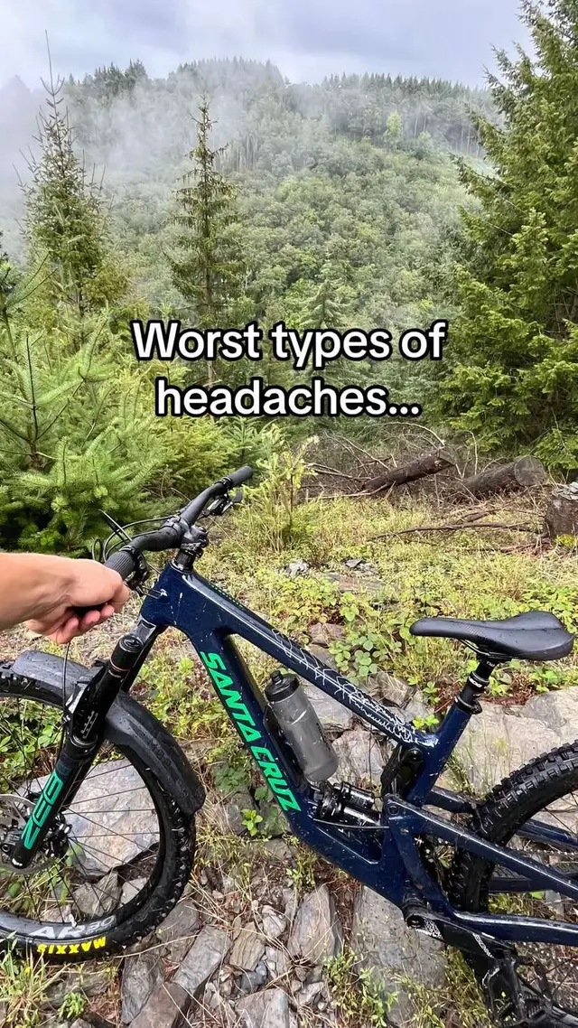 @elias_freeride 😅 #Cycling #cyclinglife #cycle #bike #bikelife #biker #sport #sports #sportstiktok #likeaprayer #pepe #livetips #findeaño 