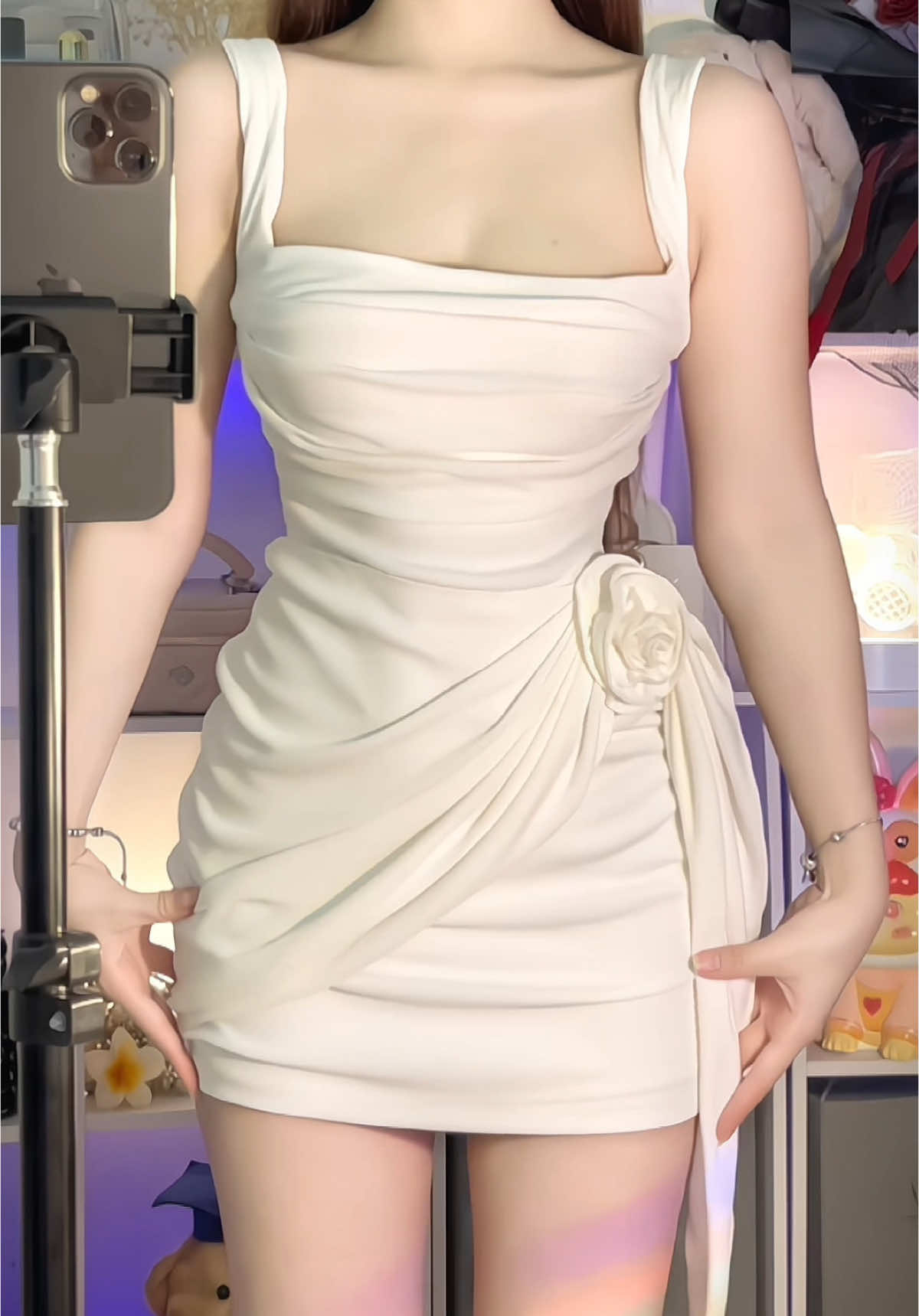 Xinh nha hack eo đỉnh💯 #dambody #damxinh #outfit #phoidoxinh #goclamdep #TikTokFashion #xuhuong #fyp 