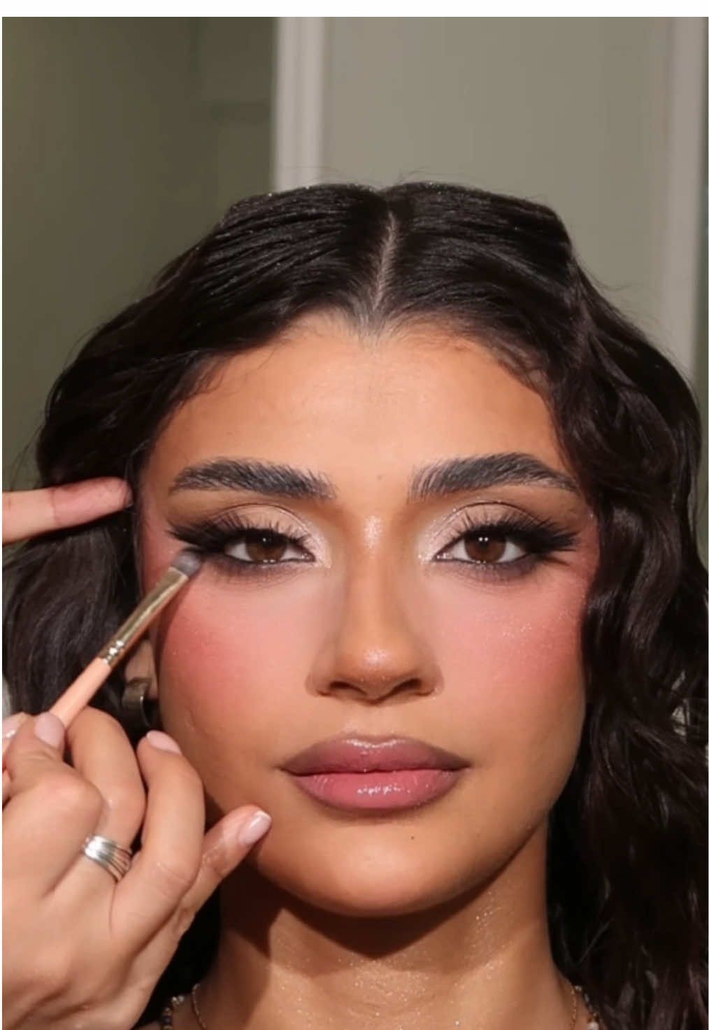 Glam for yesnim 💕 @Myrivm Hairstyle #makeupartist #makeup #fullglam #makeupglow #masterclassmaquillage #maquilleuseidf #formationparis 