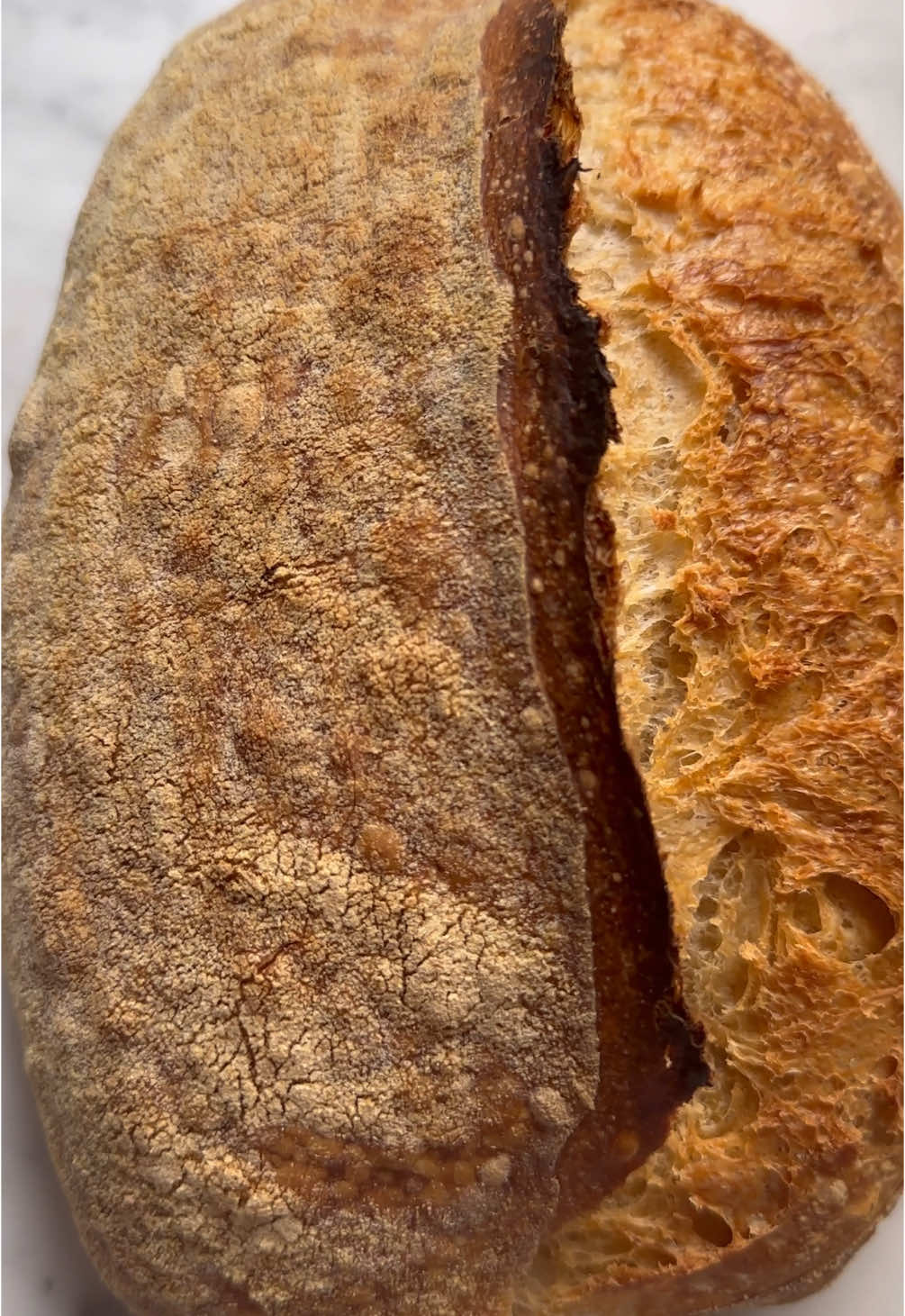 Pane con lievito madre 🥰 400g Farina tipo 1 100g Farina w 350 100g Lievito madre 400ml Acqua  10g Sale 1G: LAMOZZARELLAINCARROZZA ♥️ #pane #lievitomadre #foodasmr #viral #perte 