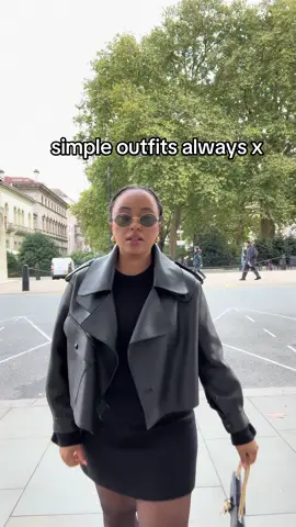 Simple everyday outfits always #outfitinspo #ootdblackgirls #simpleoutfit #ukfashion #OOTD #allblackoutfit #winteroutfit #minimalstyle 