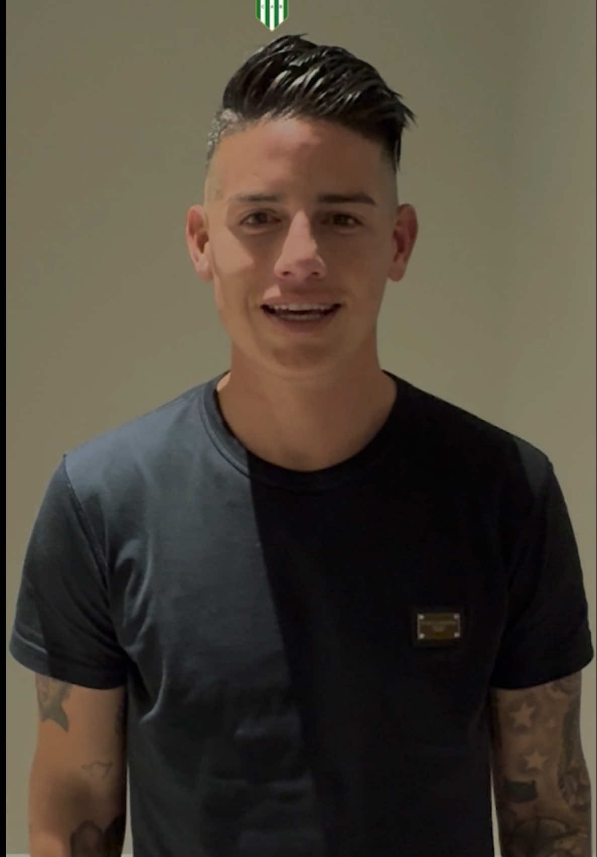 ¡#Banfield siempre va a ser tu casa, campeón! 🏆🇳🇬 Te esperamos todos los días, @James Rodríguez 💚