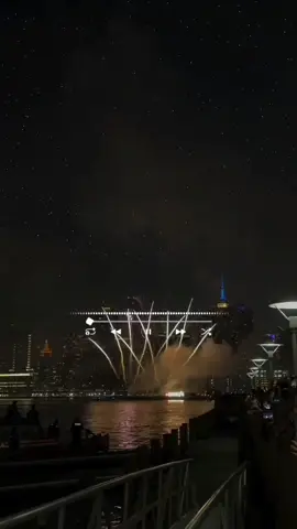 Mi unico deseo para navidad es...🎄🕊️🎶 ¿Y que tal si te escapas del cielo? #soymiguelsoto #yquetalsiteescapasdelcielo  #navidad2024  #lamejor_musica❤️🎧  #rolitaslove4  #rolitas_viral4  #musica_4parati 