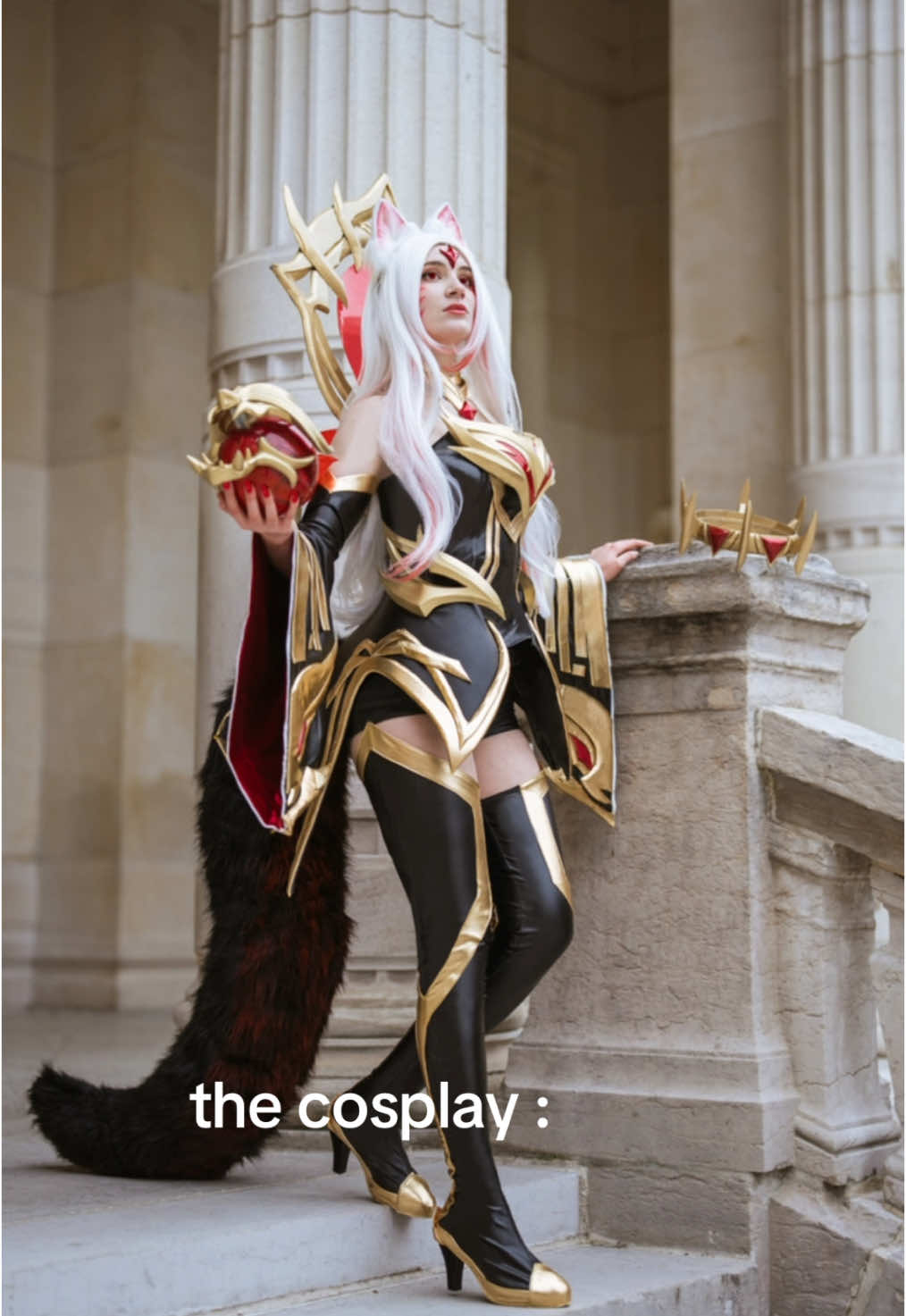 The cosplay vs the cosplayer 🥰🥰 #leagueoflegends #leaguecosplayer #leaguecosplay #leagueoflegendsworlds #league_of_legends #cosplayleagueoflegends #cosplaymaking #t1 #t1faker #ahriimmortalizedlegend #ahrifakerskin #immortallegendahri  