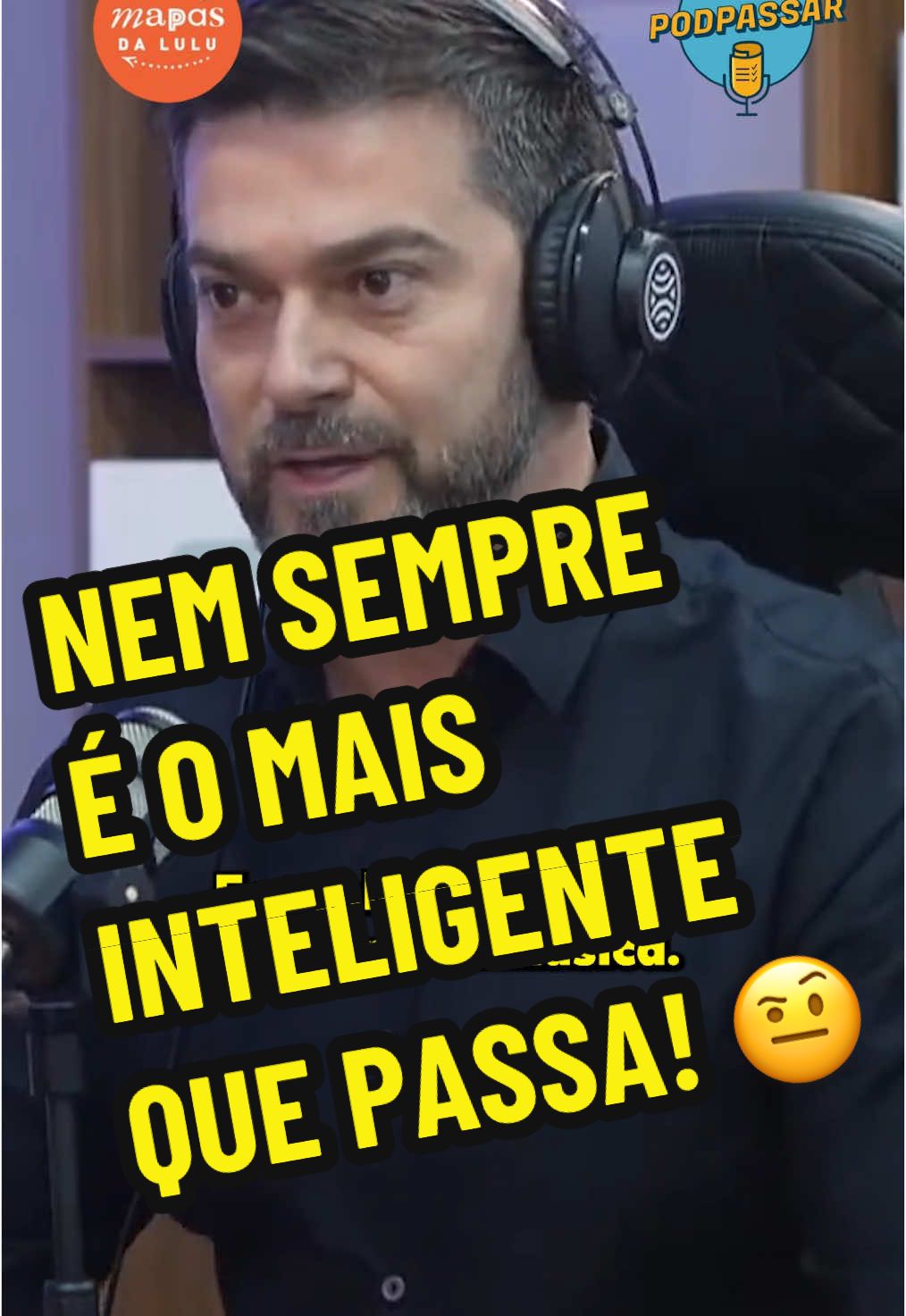 Concurso público é um jogo que você precisa se sobressair aos seus concorrentes. Nem sempre o mais inteligente passa. Assista ao episódio completo nos nossos canais! Mais de 10 mil futuros aprovados já curtiram o episódio com professor Vandré. 🎧 PodPassar, o Podcast do aprovado!