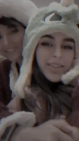 طريقه للتدفئه ف الشتاء 🫂💔.. #فرو #fyp #شتوي #roblox #fy  #فروات #اجواء #fypシ #اكسبلور #f  #تخرج #٢٠٢٥ #اهتمي_بنفسك #فروات   #جاكيتات #تخرج #جاكيت #جاهزين #ترند  #تطريز #فروات #عبايات #تخرج #edit  #اكسبلور #dance #خريجه #حفلات #خريجات  