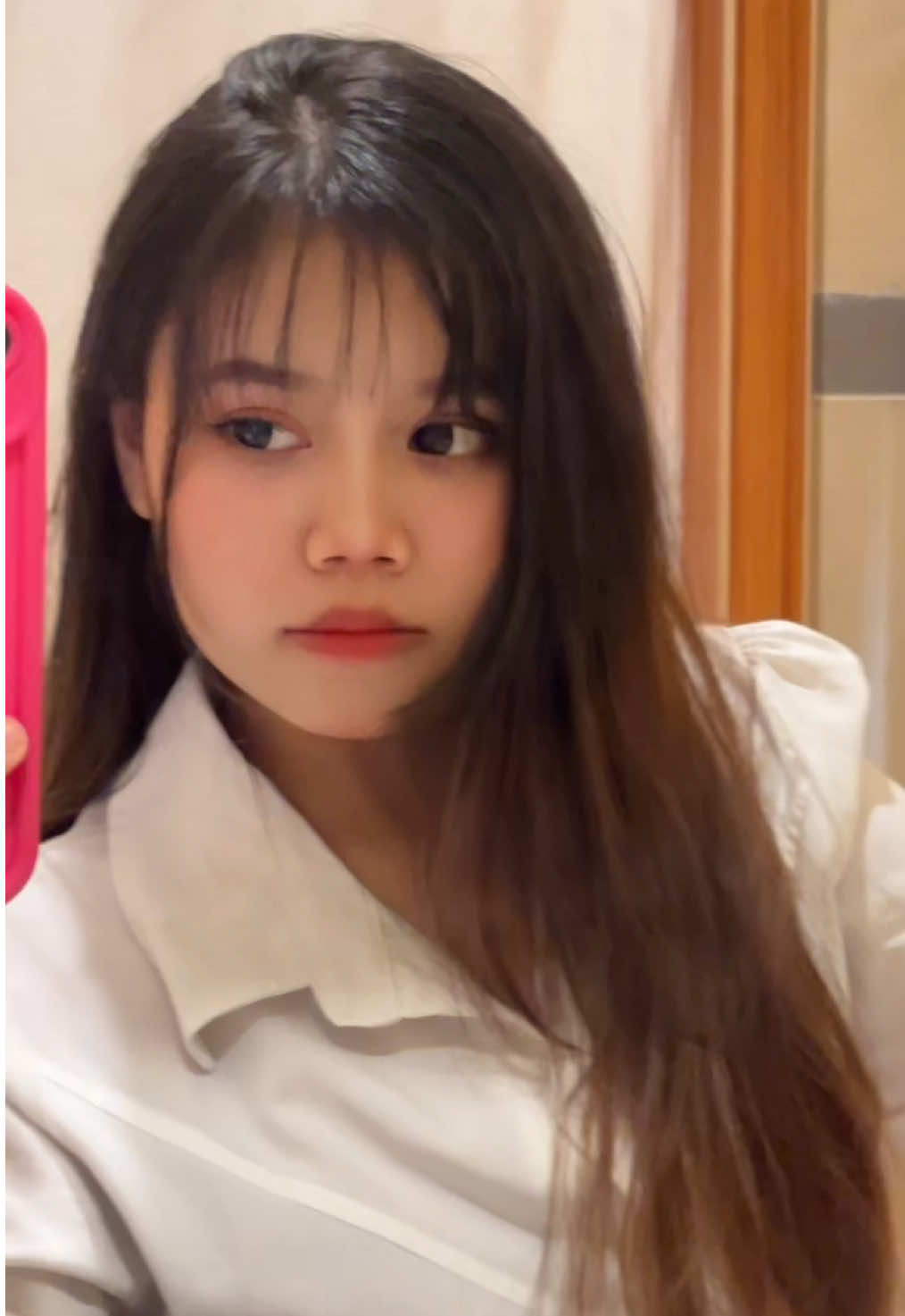 ကိုယ်မျက်နှာလေး ကိုယ်မှန်ထဲကြည့်ရင်စိတ်ချမ်းသာရတယ် ချစ်စရာကောင်းလိုက်တာဆိုပြီး😛#yadanar🦦 #fypシ゚viral #tiktokuni 