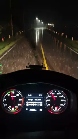 hanya supir yg bisa merasakan suasananya😇