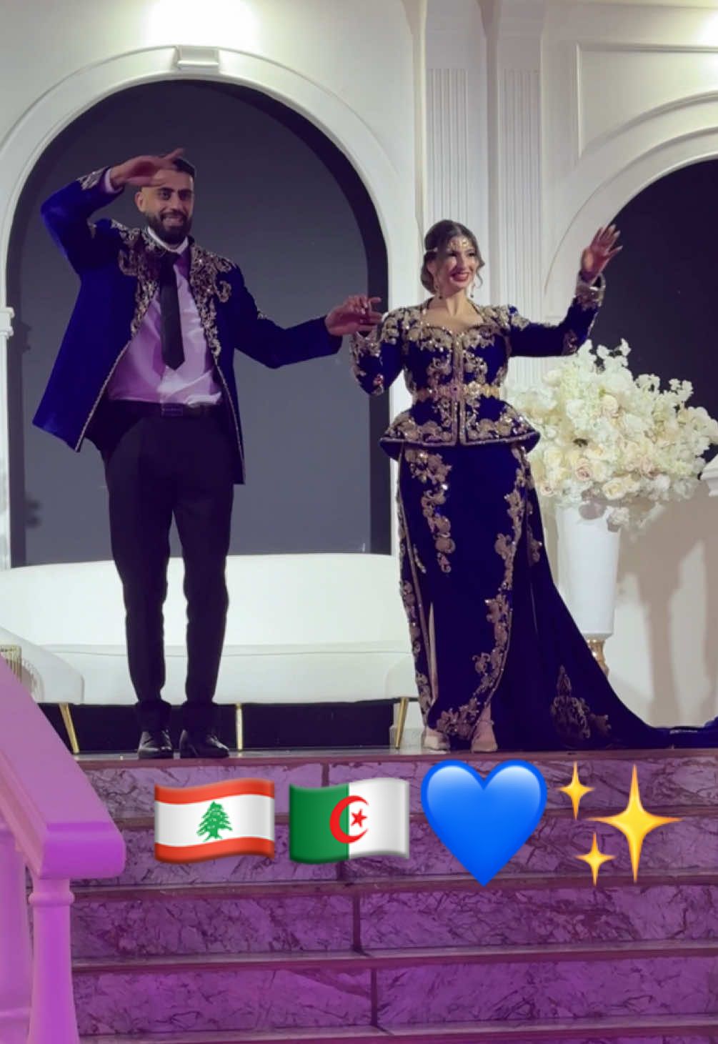 Quand le Maghreb 🇩🇿 fusionne avec le Moyen-Orient 🇱🇧.        💥💛✨ Karakou : @Saliha ADDAD 🧿.          #karakou_algérien #karakoualgerois #traditionnel #weddingday #ambiance #algerie #algerie🇩🇿 #libanon🇱🇧 #liban #beyrouth #maghreb #moyenorient #couplemixte #couple #loveyou 