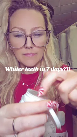 7 day teeth whitening powder! It removed my tea and coffee stains on my first day! I'll update in 7 days but in the meantime, grab your own bottle by shopping the orange cart  #teethwhitening #oralhealth #whiteningtoothpaste 