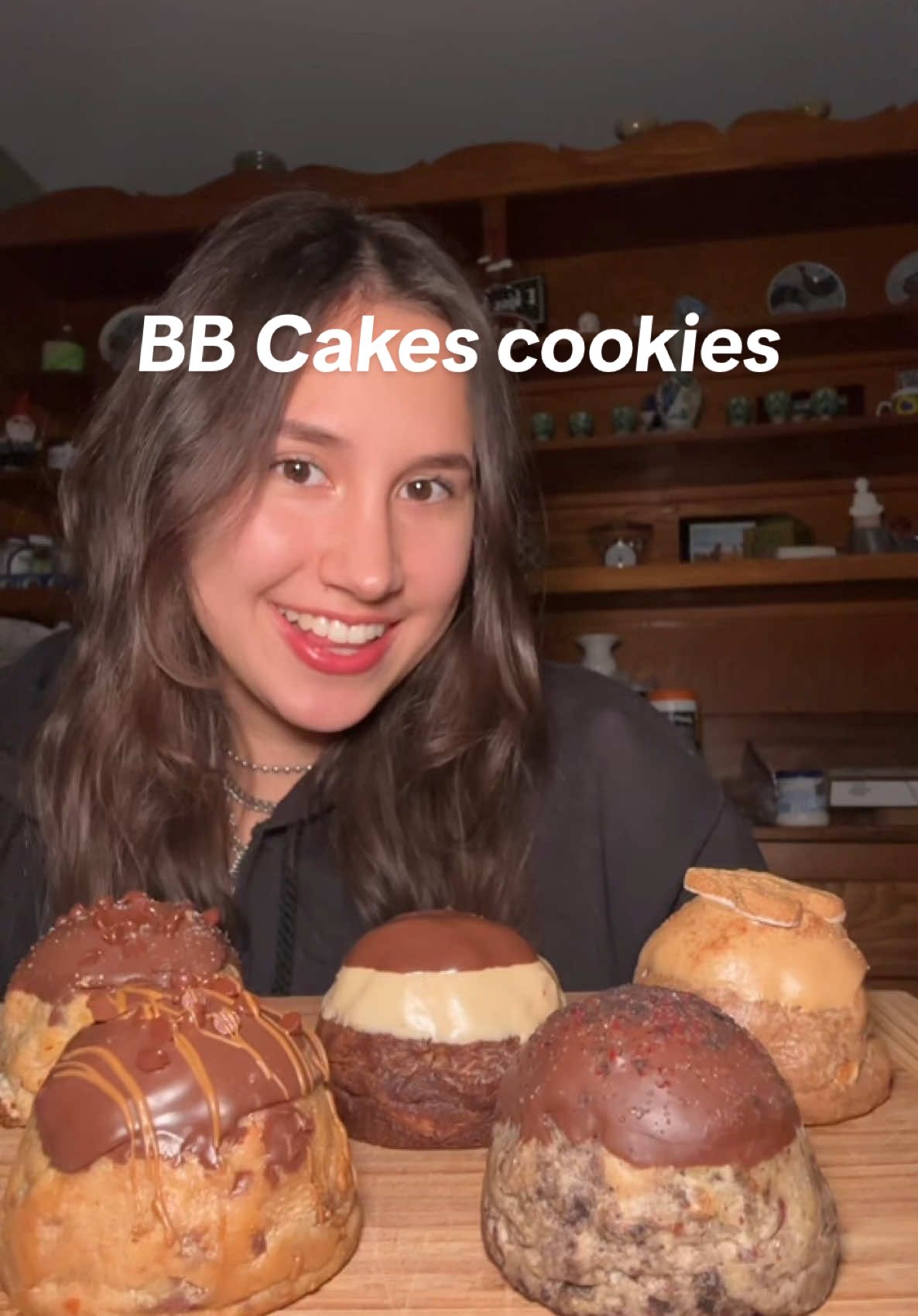 Trying @BB Cakes Bakery cookies for the first time!🍪 #cookies #review #chocolatechipcookies #halfpoundcookies #christmas #mukbang #asmr #mukbangasmr #food #Foodie #FoodTok #eating #eat #eatingshow #foodasmr #milk #mukbangeatingshow #cookieasmr