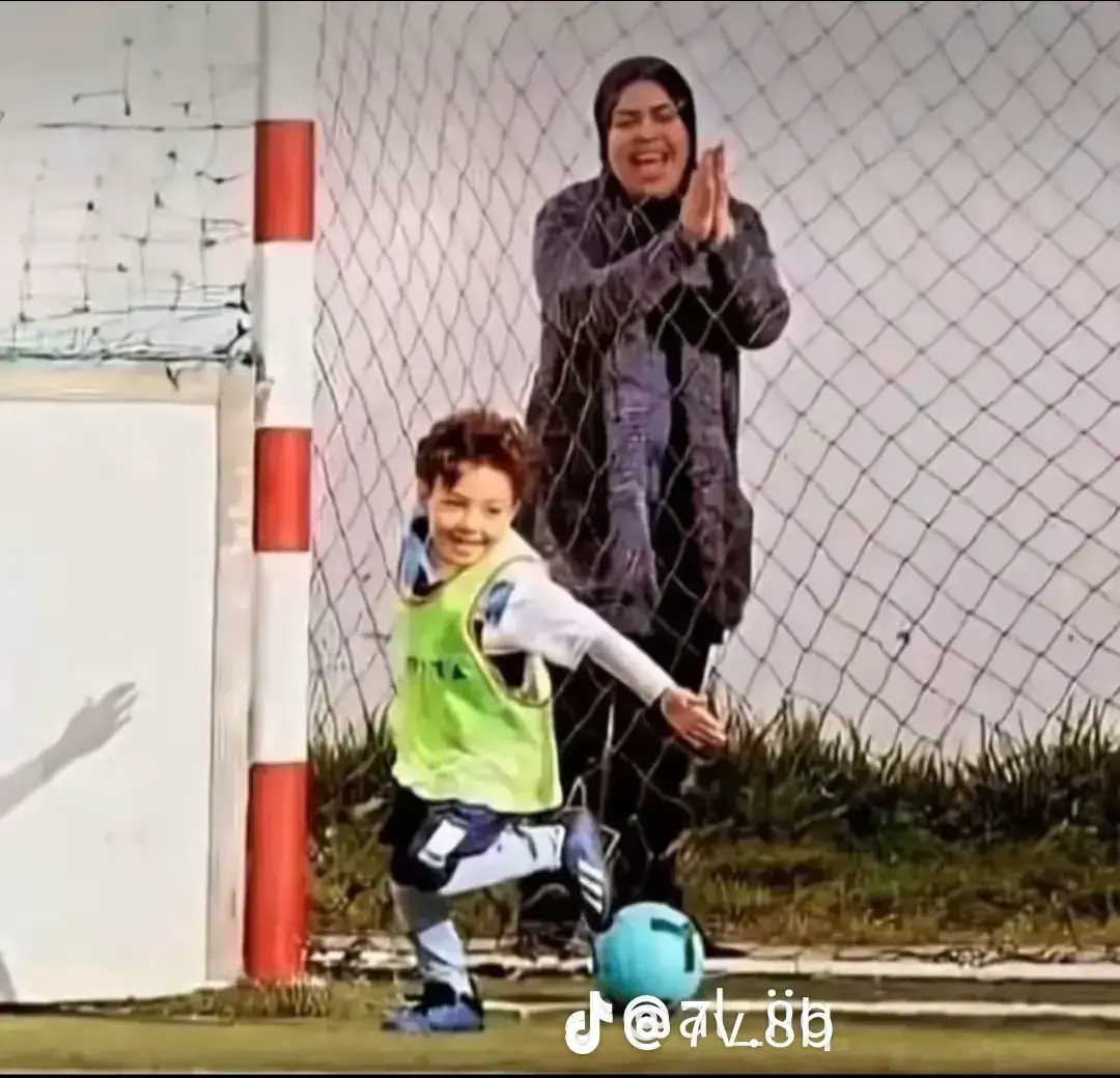 فدوه رحتلج ✨️🤎