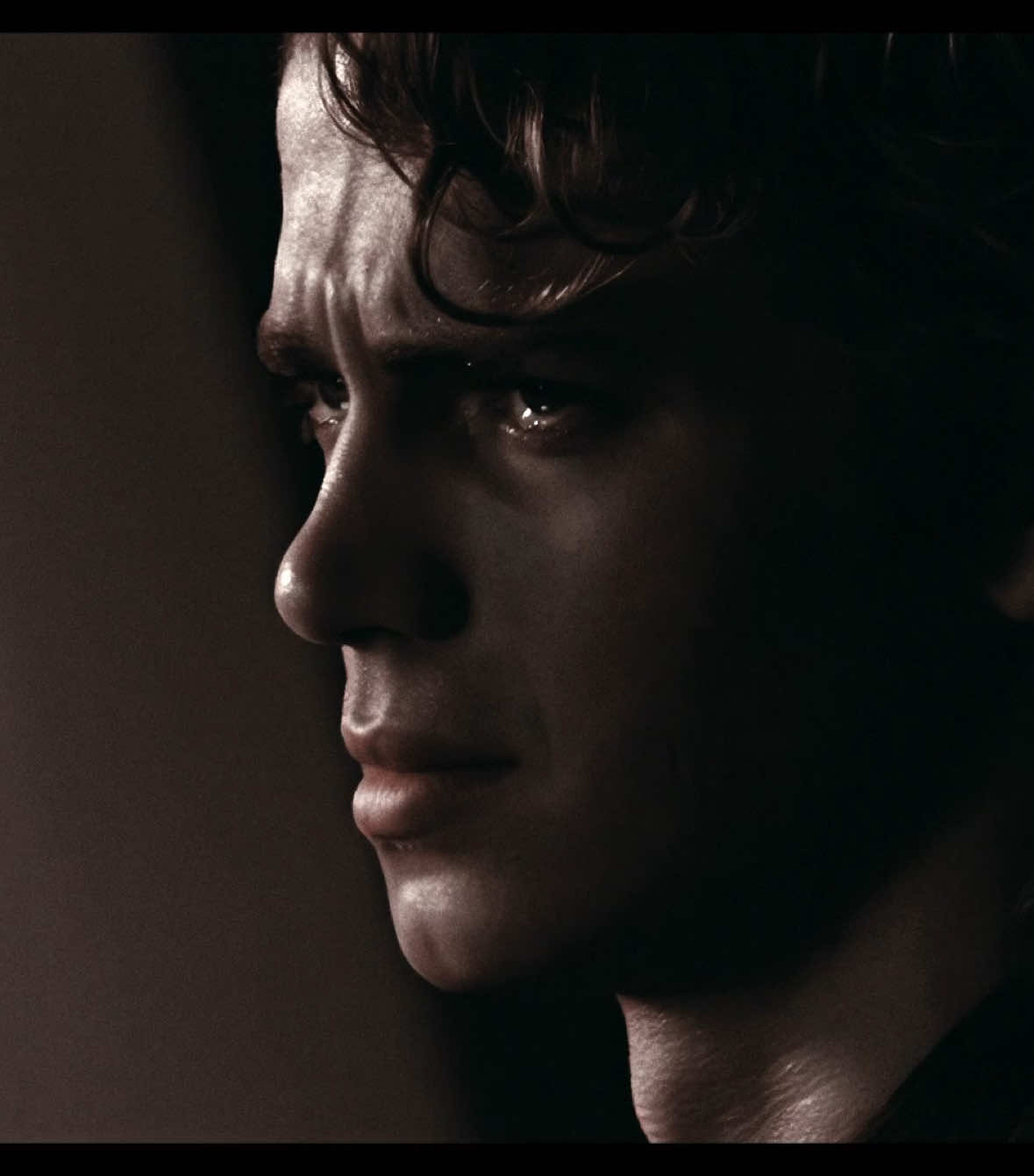 fallen angel | #anakinskywalker #padme #bipolar ##sad #aestheticedits #fyp #edit #aesthetic #viral #foryou #anakinskywalkeredit #starwars #broken #GymTok | EVERYTHING IS FAKE TIKTOK , ALL FICTIONAL. | 