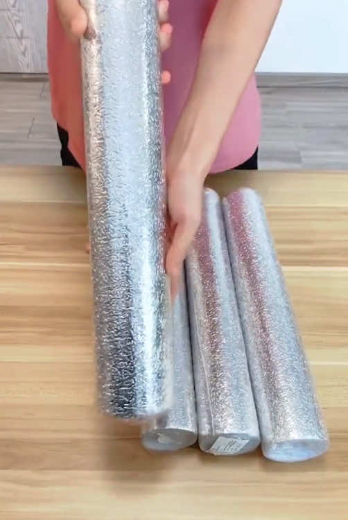 #居家好物 #防油贴纸  #Anti oil sticker #Anti fouling stickers #Aluminum foil sticker #sticker It is difficult to clean oil stains in the kitchen at home. You can stick this aluminum foil oil proof sticker, kitchen oil proof sticker, which can prevent oil, dirt, fire, and dirty clothes from being wiped clean. It is clean, tidy, and easy to maintain. #厨房好物 #tiltok #Home goods