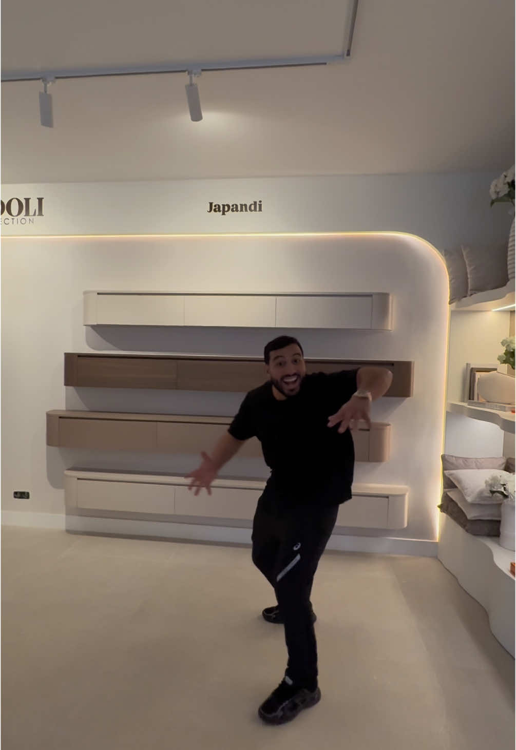 Arli Walls  #japandistyle #mobicep #arliwalls #japandi #interior #tvmeubel 