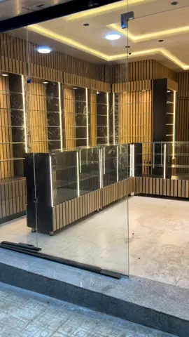 Mتجهيز محلات التجارية و مساحات الكبرى ❤️  💥💥مؤسسة م.ك بالجزائر العاصمة متكونة من صناع ذات خبرة في تجهيز المحلات و المنازل ❤️  💥 لديك محل تجاري ترغب في تجديده او تريد ديكور خاص بمتجرك ❤️👊🏻🔥 مؤسسة م.ك التي تقع في العاصمة تضع بين يديكم خبرتها في تجهيز المحلات التجارية حسب الطلب في ضرف وجيز 🇩🇿🇩🇿👊🏻❤️  عزيزي الزبون كن مطمئنًا بشأن متجرك لاننا لدينا عمال حرفيين ذات كفاءة و خبرة 👍  يمكنك زيارة ورشتنا المتواجدة في الجزائر بضبط السحاولة 👊🏻🔥 او اتصل بنا على الارقام الاتية:  📞0552.68.38.13 Pour vos magasins📢 profitez d'une présentation sophistiquée😍 et durable avec nos armoires à haute résistance offrant une meilleure valorisation de l'espace au niveau de vos points de vente! Disponible en grand stock  Nos équipes toujours à votre service🤗 Plus d’infos ? Contactez-nous !  0552.68.38.13 📲📲🇩🇿  #meuble #amenagement #renovation #magsins #store #telephone #algeria #algeria #accessories #moda #beuty #alger #oran #tiziouzou #bejaia 