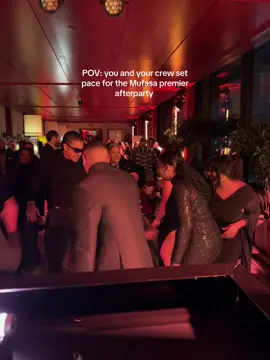 Ok 2024 moment made ! With @BORN N BREAD | DJs & Friends not us DJ’ing for the whole cast of the Mufasa film #aaronpierre enjoyingg #mufasa #disney #london #dj #femaledj #180strand #sohohouse 