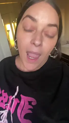 Fast GRWM😅 #grwm #fastgrwm #holidaypartyoutfit 