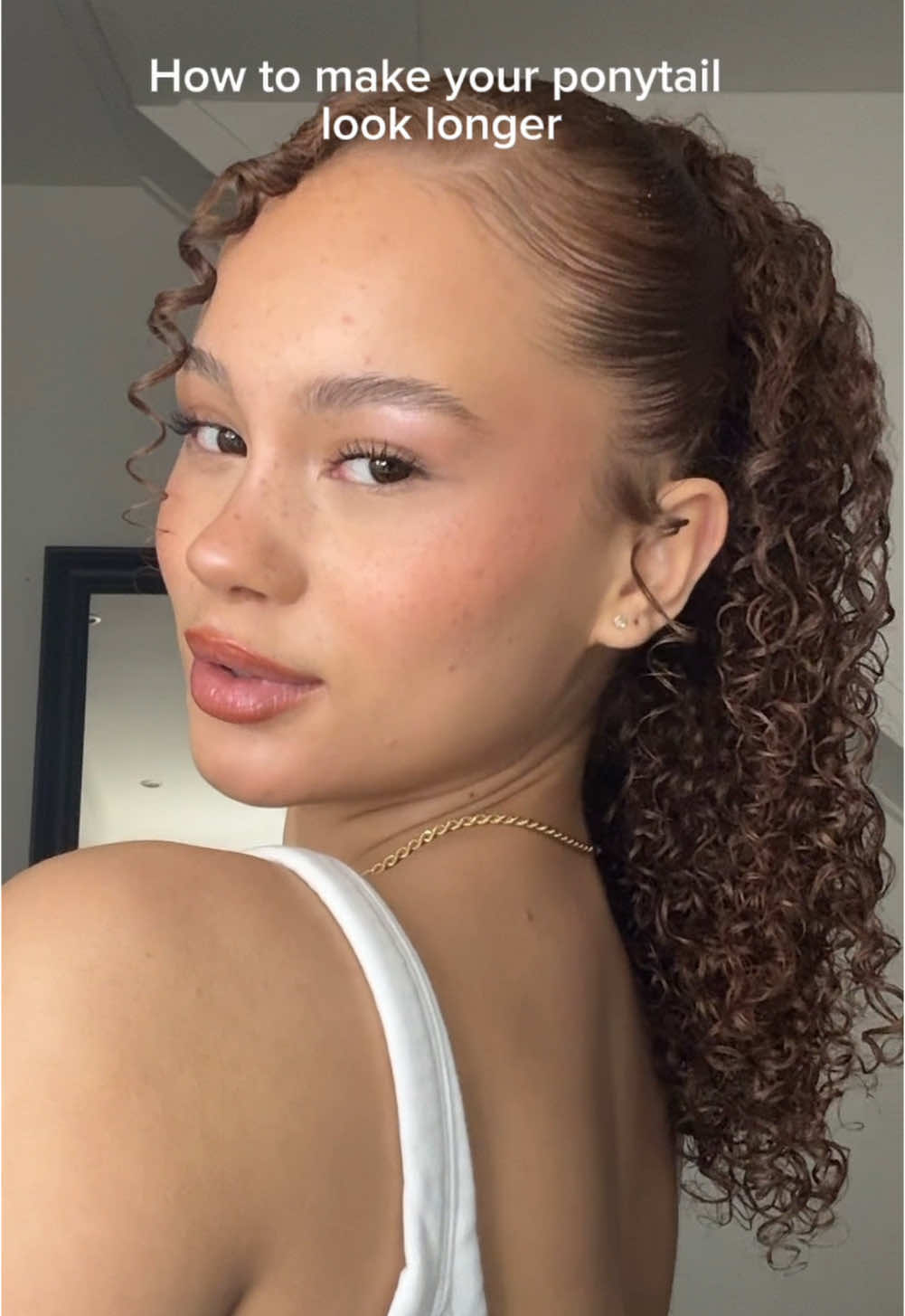 A hack for a longer ponytail #ponytailhack #curlyhairstyles #hairinspo #hairhack 