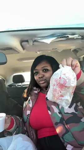 #mukbang #mukbangers #mukbangvideo #mukbangasmr #eatingasmr #eatingshow #eatingsounds #pickle #picklelover #asmr #asmreating #asmrsounds #food #Foodie #eggrolls #chinesefood #eggroll 