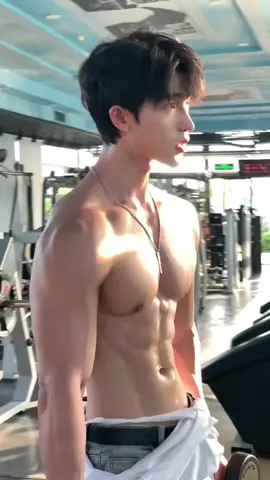 MORNING 🌞 #sixpack #handsome #douyin #boyfriend #douyin_china #fyp 