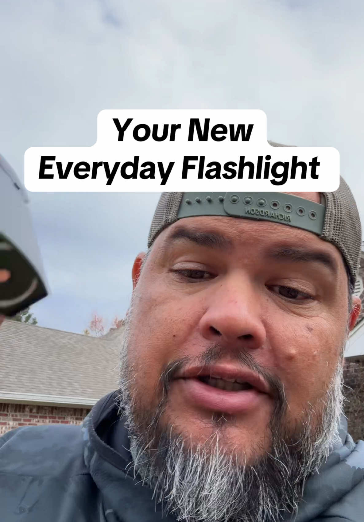 This multi function flashlight will be one you want to have close by all the time. @OLIGHT #olight #olight2025 #olightworld #flashlight #ledflashlight 