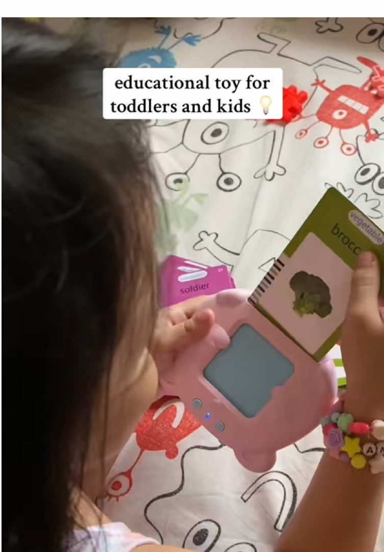 educational toy and Christmas gift for toddlers and kids. check this out mommies & daddies! 🥰 #educationaltoy #giftideas #toys #talkingflashcards #toyideasforkids 