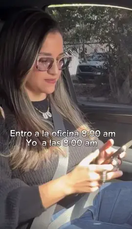 Ese clásico ¡Ya voy, ya estoy llegando! hasta que 💥. Distracciones pasan, pero tu compensación no. 💼 @americanhelpcenters  Contáctame 📲 7868135011 si te ves involucrado en un accidente de auto o laboral, eres inocente: te Ayudamos! #humor #accidentesdeauto #ayudalegal #compensacionjusta #distraccionesalvolante #tiktokhumor #accident #americanhelpcenter #accidentesdetrafico #abogadodeaccidentes  #miami