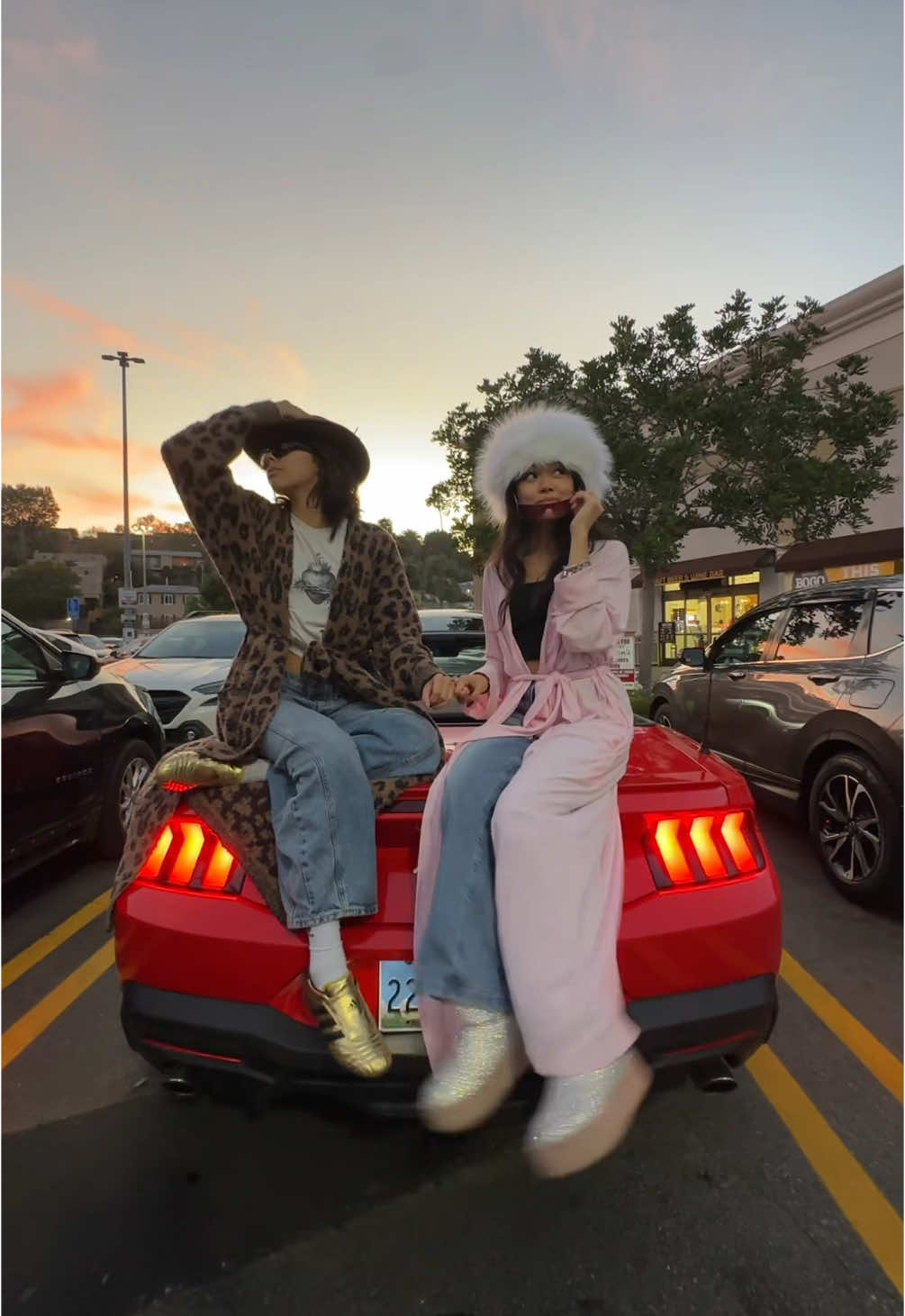 on todays ep with mochitl @Xóchitl Gómez 🐆💗