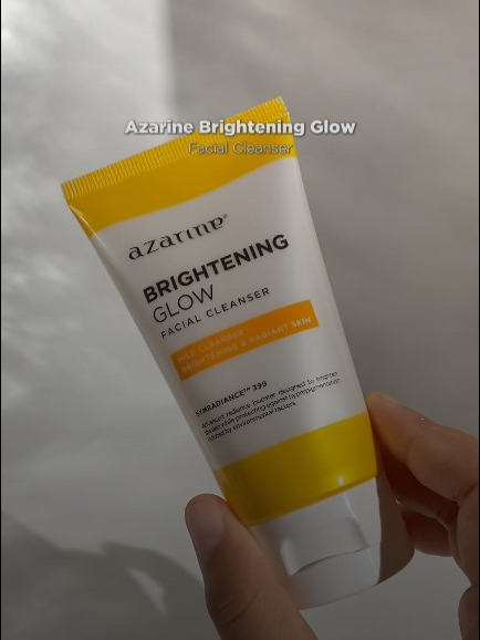 punya kulit kusam tapi bingung pakai facial wash apa? Yuk cobain Azarine Brightening Glow Facial Cleanser✨💛 #glassskin #skincareroutine #skincareazarine #azarine #azarineskincare #azarineskincareroutine #fyp