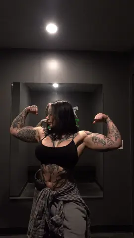 My left arm will forever be smaller 😂 