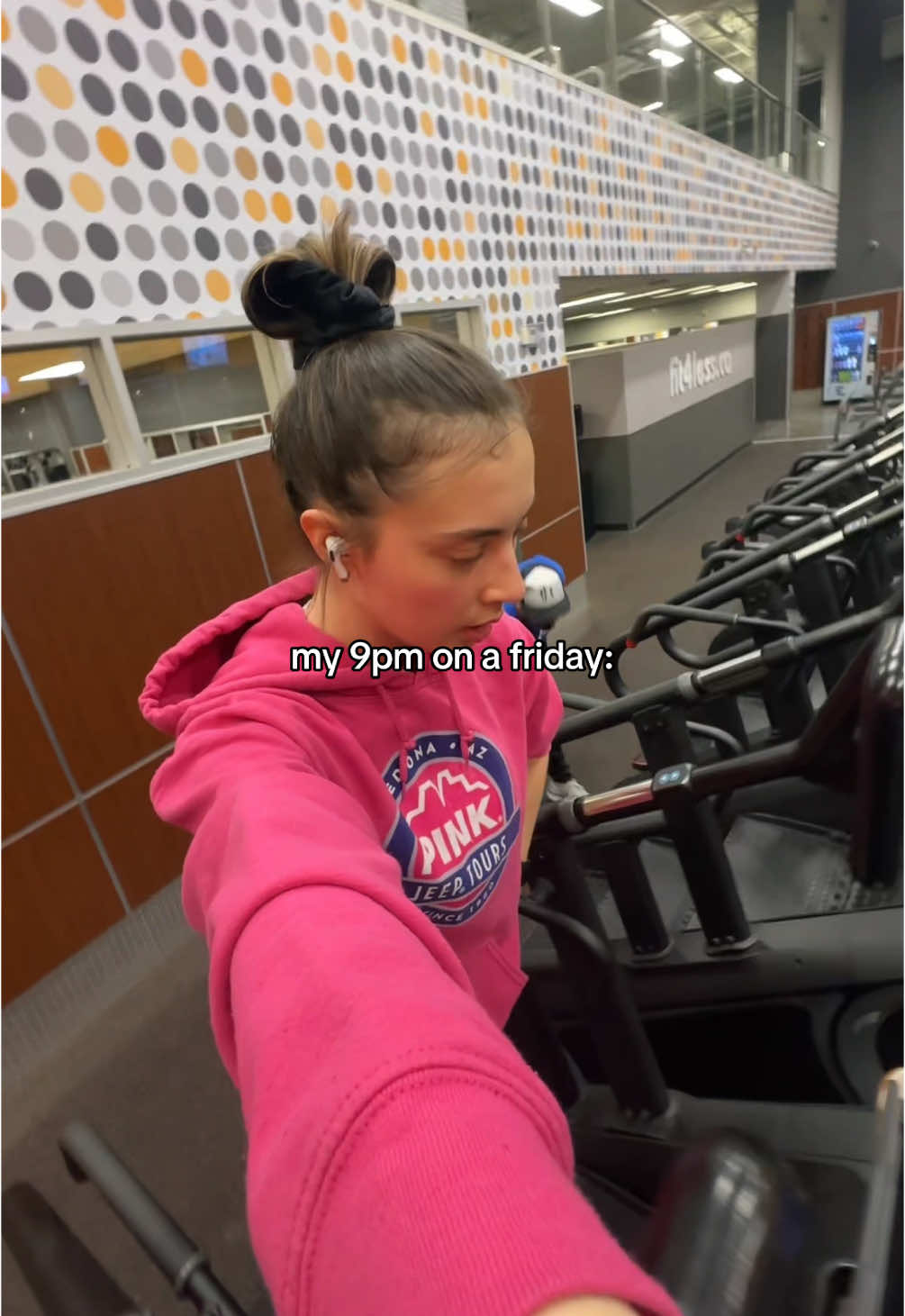i was still on the stairmaster after he left #stairmaster #gym #its9pmonfriday #funny #fit4less #canada #stairs #workout #gymgirlie #GymTok #gymgirl #workoutmotivation #fyp #foryou #motivation #gymmotivation 