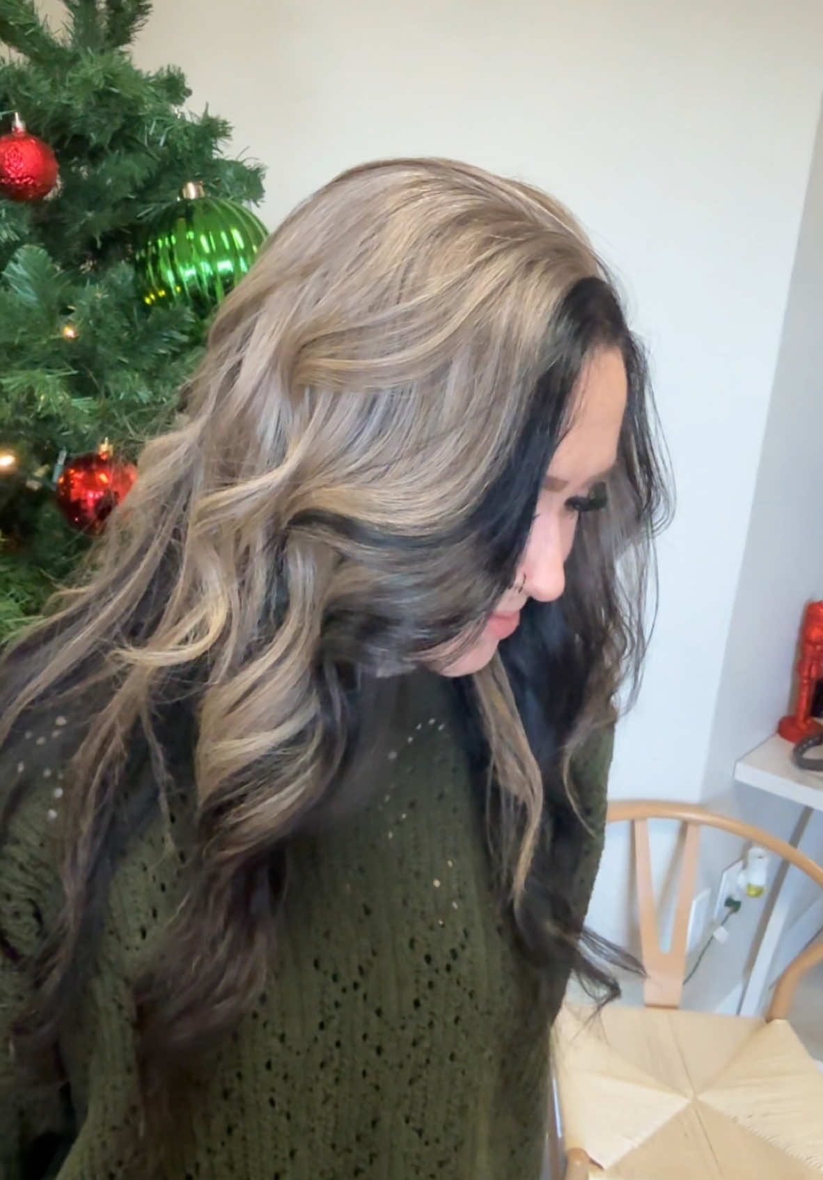 Well that was fun 😎 . . . . . . #colorspecialist #fyp #fypシ #hair #peoriaaz #peoriahairstylist #peoriahair #peoria #besthair #westvalleyhair #besthairstylist  #viral #viralvideo #hairtok #hairtiktok #viraltiktok #longhair #dimensionalhair #dimensionalcolor #azhair #azhairstylist #colorcorrection #surpriseaz #surprisehairstylist #scottsdale #scottsdalehairstylist #haircolorspecialist #platinumhair #arizonahairstylist #besthairstylist  #blonde #blondehair #balayage #blondebalayage #highlights #blondehighlights  #hairstylist #hairstyle #hairstylesviral #arizonahairstylist #caramelhair  @Rissa Mae🖤 