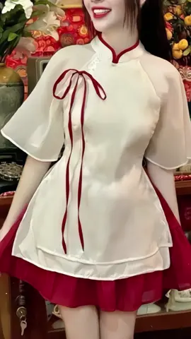 Sét Váy Cách Tân Gồm Áo Xẻ Vạt + Chân Váy Đỏ ☘️☘️ #chuyencobeo #thoitrangnu #setxinh #setaochanvay #setdotet #fyp 