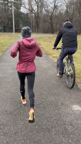 My wife is a 10k, 21k, marathon runner and the 50k Romania record holder. Me am Elsa are so proud of you  and we love you❤️🏃‍♀️   #asics @Liliana Maria Dragomir @ASICS #asicsfrontrunner  #mom #marathon ##women #Running #wifey 