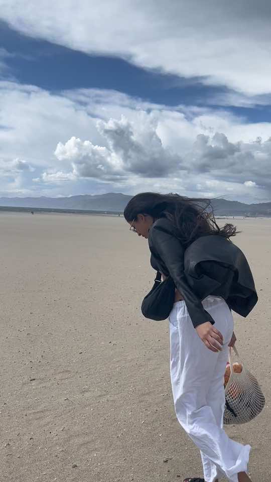 Venice beach in March 🌬️