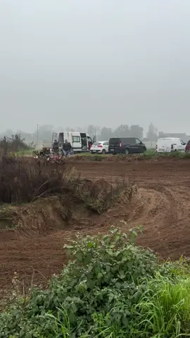 @andrea.surini   #fyp #foryou #foryoupage #viral #trending#shortstory#motocross#supercross #sx #mx #moto #motolife #dirtbikes #dirtbike #dirtbikevideos #dirkbikevids #dirtbikevid #2stroke #4stroke #bikelife 