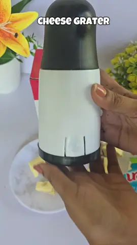 CHEESE MILL GRATER HANDHELD CHEESE MILL#cheesegrater #cheesemillgrater #handheldcheesegrater #handheldcheesemill #cheesegraters #tiktokshop #recommendations #foryoupagе 