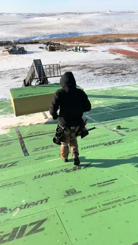 #roofing #winter #construction #bluecollor #viral #contractor #roofingconstruction #framing 
