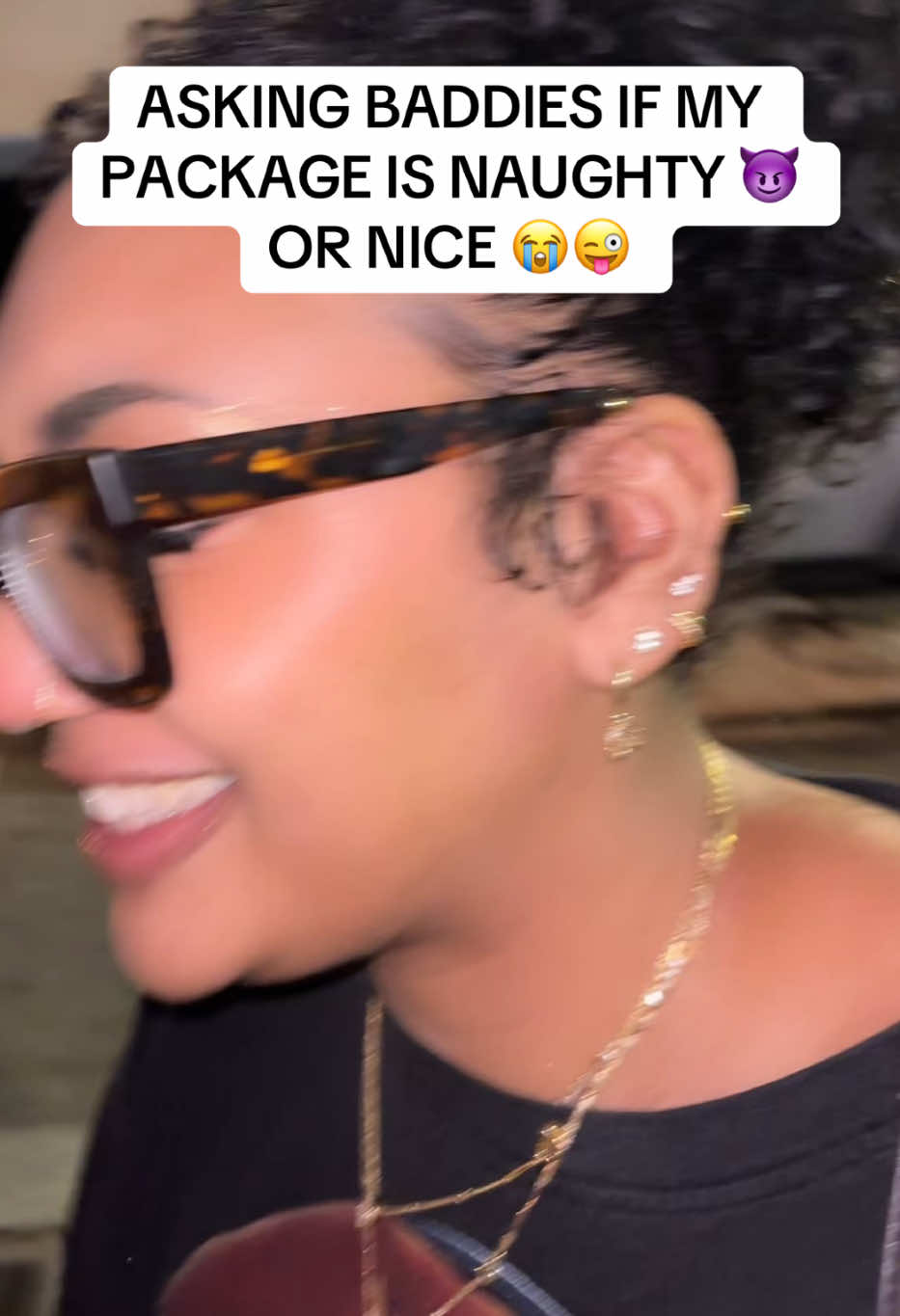 Baddest girl i seen all day #cologne #mensfragrance #menscologne #herlosscologne #scents #tiktokshopholidayhaul 