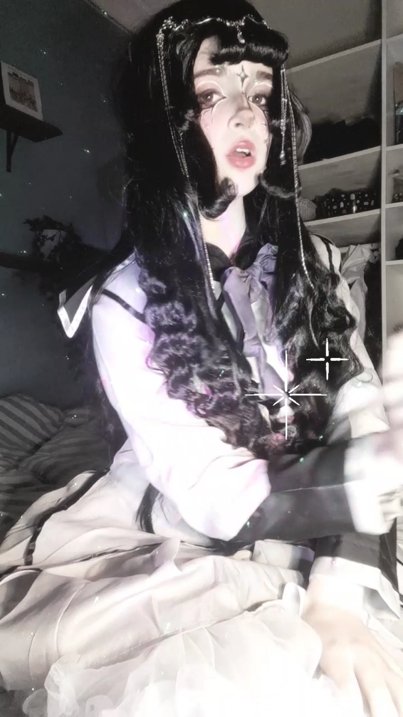 ♡|| #HOMURAAKEMI ||♡ this song a bit too relatable I fear ANYWAYS TYSM FOR 5K<3 #cosplayer #cosplayfyp #cosplay #fyp #viral #fyppp #youngcosplayer #foryoupage❤️❤️ #homuracosplay #homuraakemicosplay #madokamagicacosplay #puellamagicamadoka 