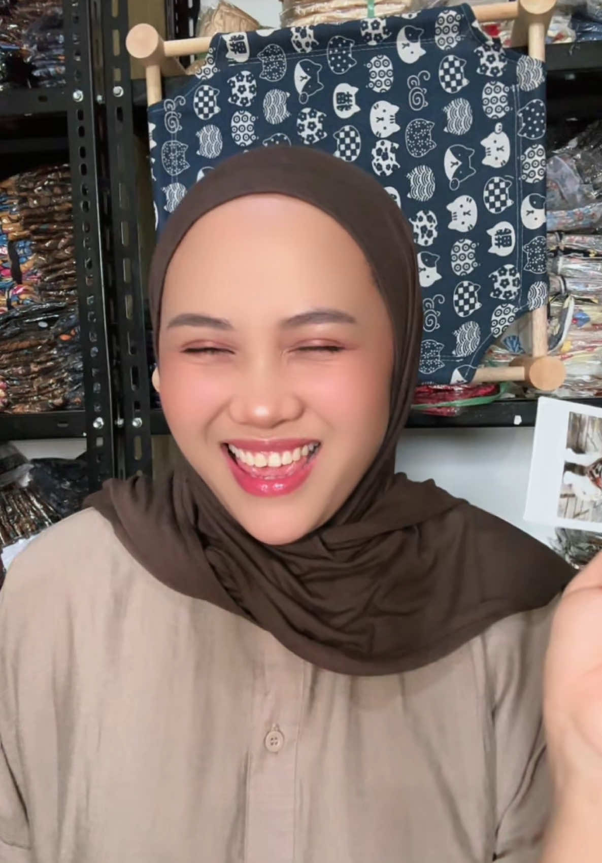 Woi aku mau live buruan masuk